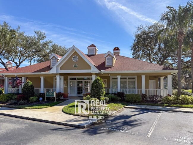 Building Photo - 9481 Highland Oak Dr