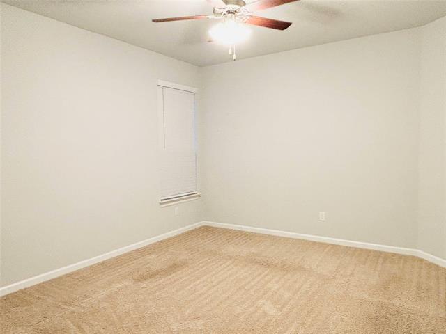 Building Photo - 4732 Bluffview Dr