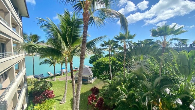 Building Photo - Spacious 2 Bedroom, 2 Bath, with 2 Parking Stalls - Kalele Kai in Hawaii Kai