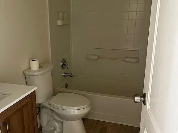 Building Photo - "Charming 3-Bed, 2-Bath Home in Santa Fe's Coveted Solecito Loop"