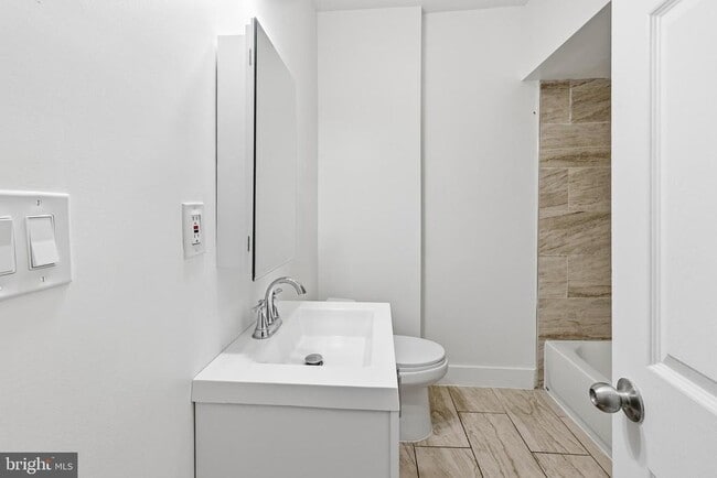 Building Photo - 2542 HARFORD Rd