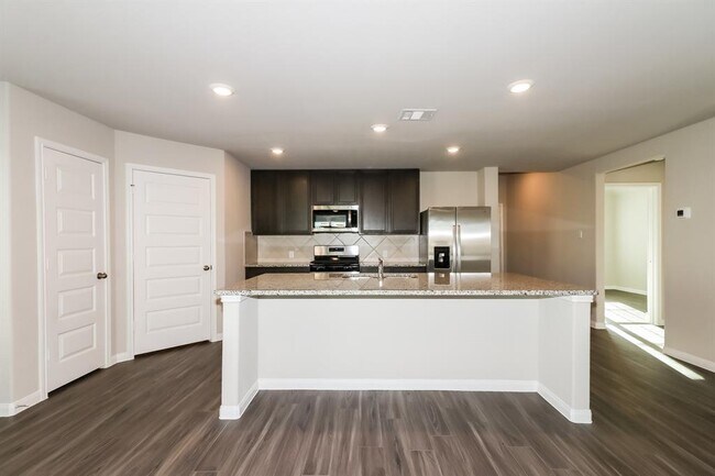 Building Photo - 5107 Hector Gustavo Dr