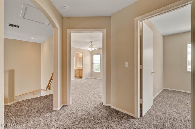 Building Photo - 893 Dancing Vines Ave