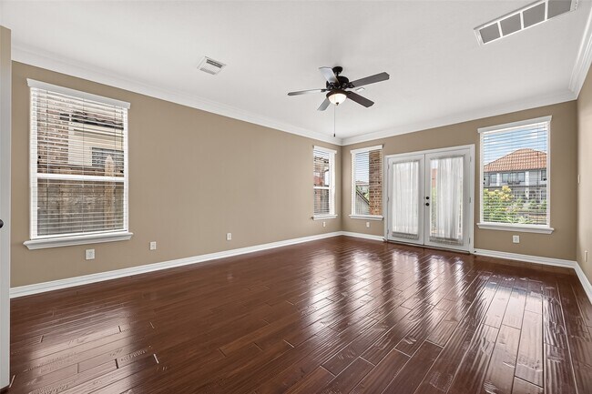 Building Photo - 18943 Villa Bergamo Ln