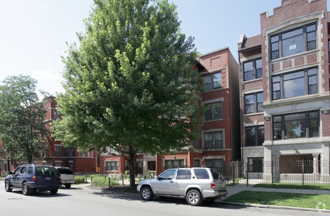 Building Photo - 918 E. Hyde Park Boulevard