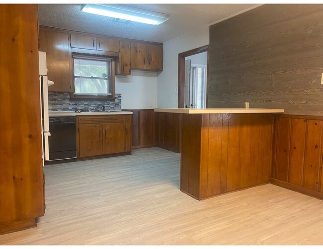 Building Photo - 1513 Berkshire St