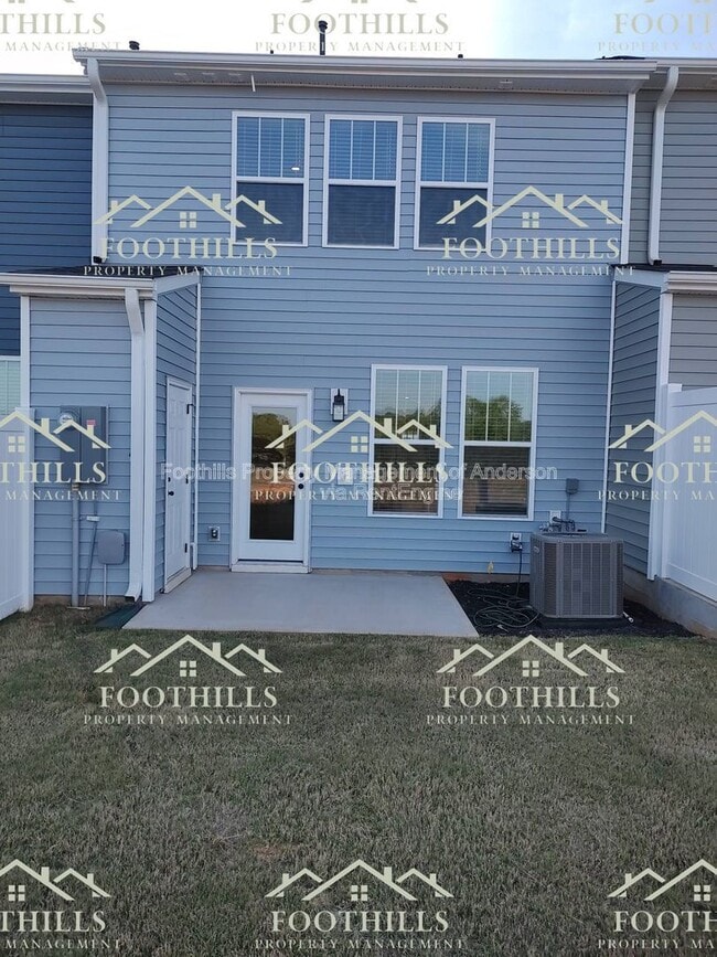 Building Photo - 267 Silo Rdg Dr