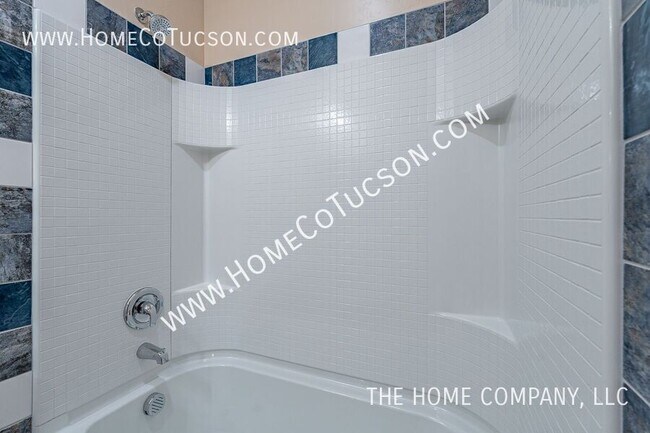 Building Photo - 5704 E Hermans Rd