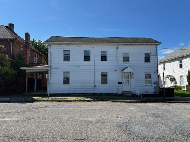 Primary Photo - 148-150 Union St-150D