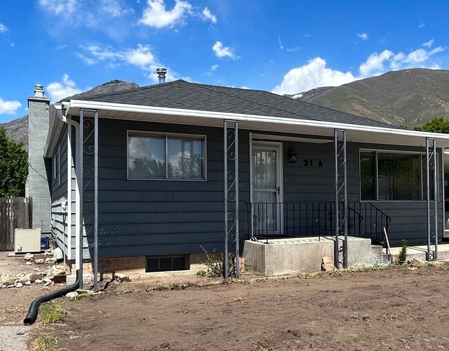 Primary Photo - 3 Bedroom 1.75 Bathrooms House in Springvi...