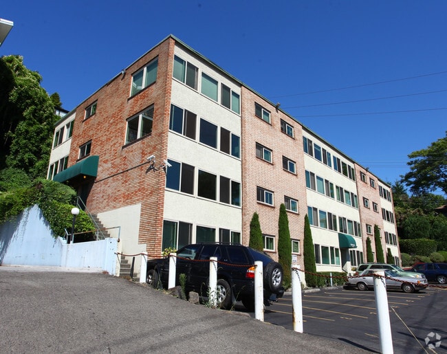 Building Photo - The Townvue Apartments
