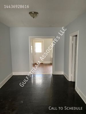 Building Photo - 917 N Streeper St