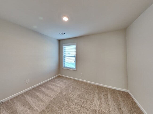 Building Photo - Beautiful Townhome 3 Bedroom 2.5 Bath Located in Canton, GA!!