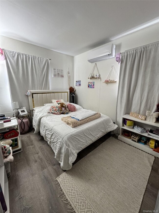 Building Photo - 140 N 21st St