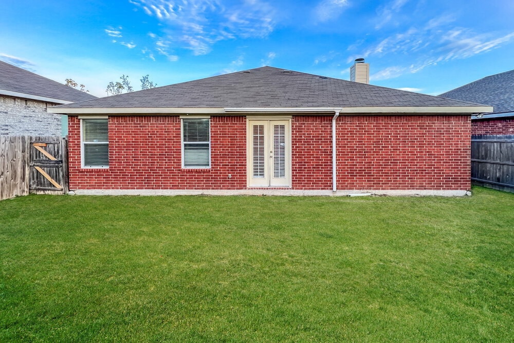 Building Photo - 1011 Caliente Dr