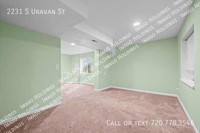 Building Photo - 2231 S Uravan St