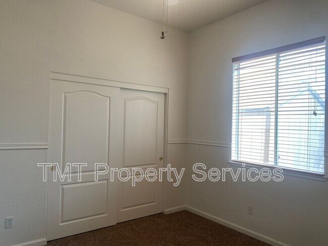 Building Photo - 9265 Horsham Ct