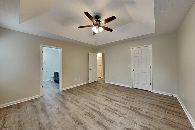 Building Photo - 255 Valley Brook Dr