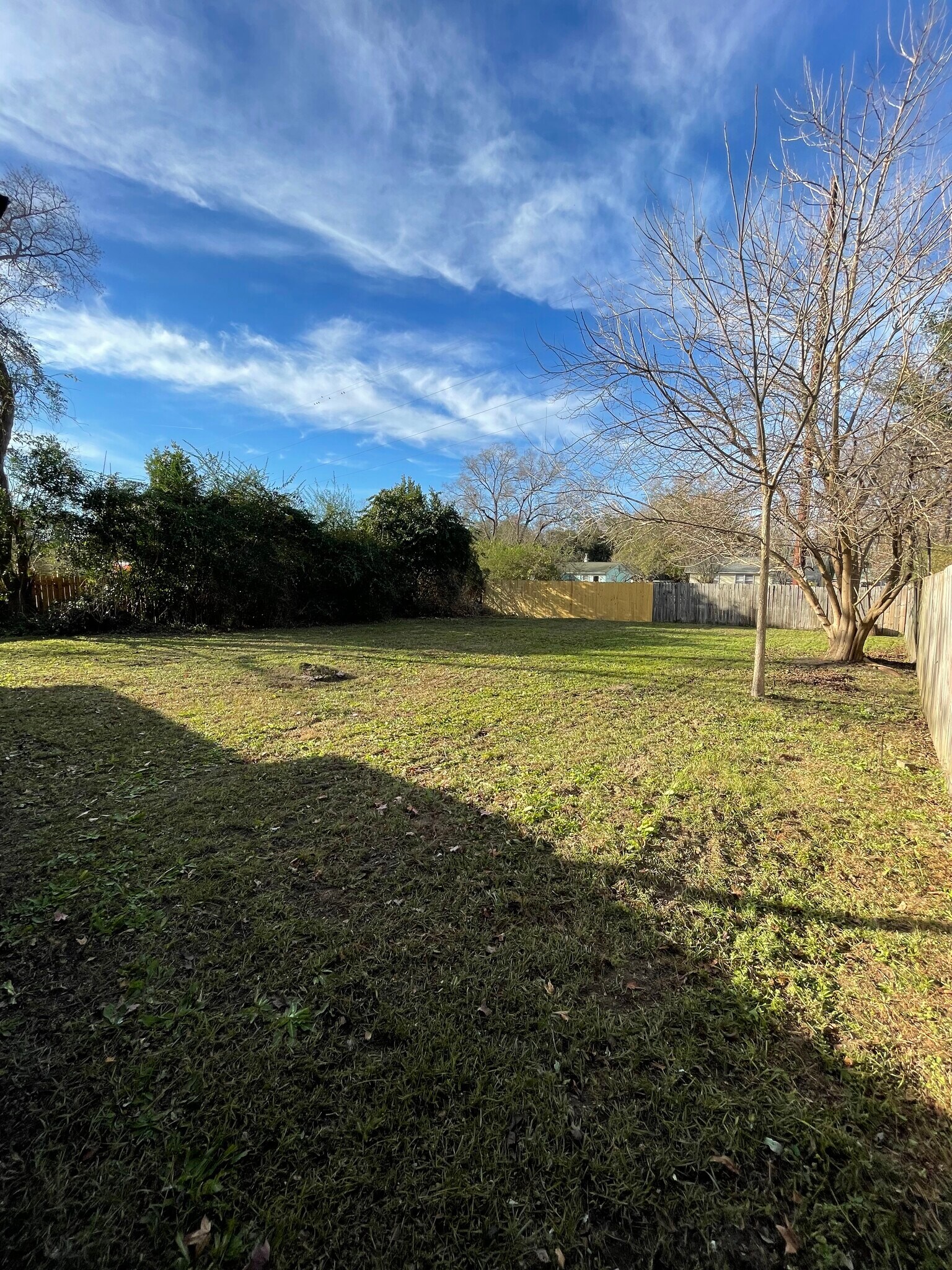 Building Photo - 2680 Leeds Ave