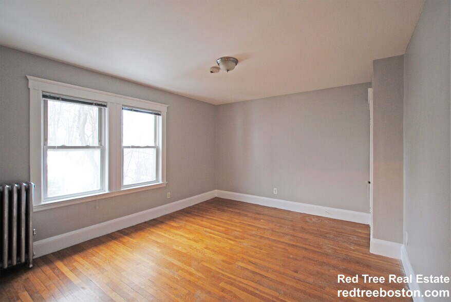 Building Photo - 80 Langley Rd