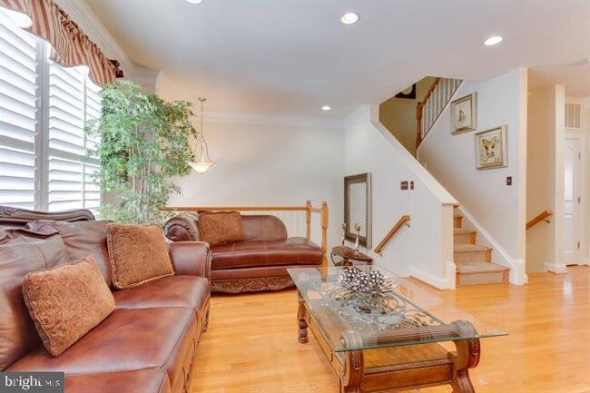 Building Photo - 2149 Red Vine Dr