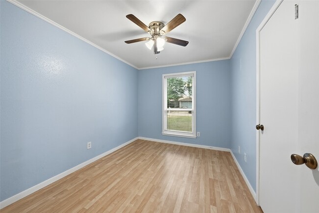 Building Photo - 18602 Lippizaner Dr