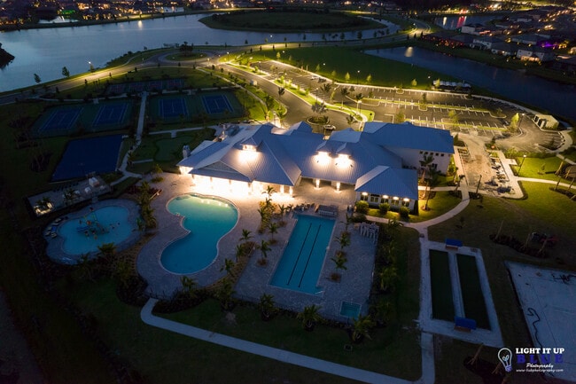 Building Photo - 15235 Sunny Day Dr