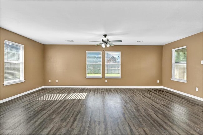 Building Photo - 13218 Ambrosa Dr
