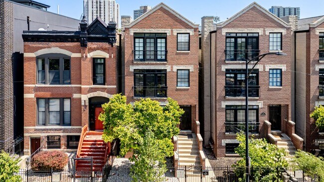Primary Photo - 333 S Leavitt St