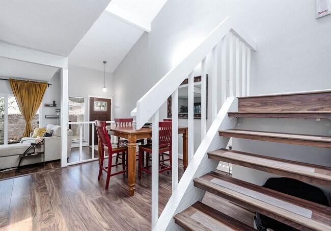 Building Photo - 12668 Newbrook Dr