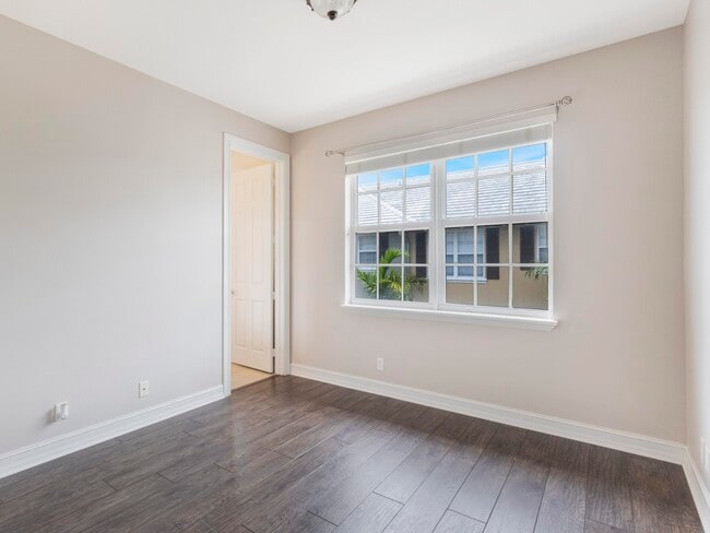 Building Photo - 110 W Coda Cir
