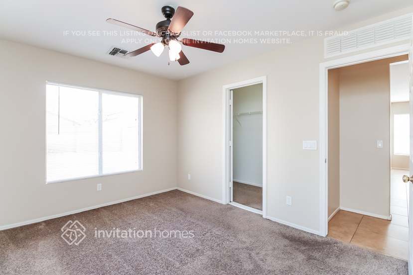 Building Photo - 6050 W Pueblo Ave