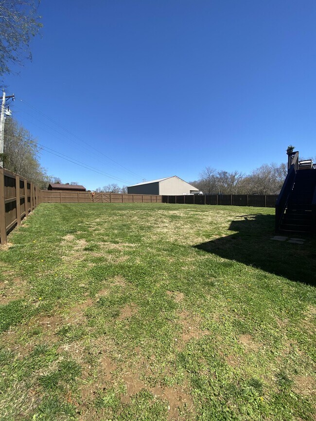 Building Photo - 2638-2637 7 Mile Ferry Rd