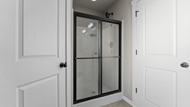 Building Photo - 3960 Deerhurst St