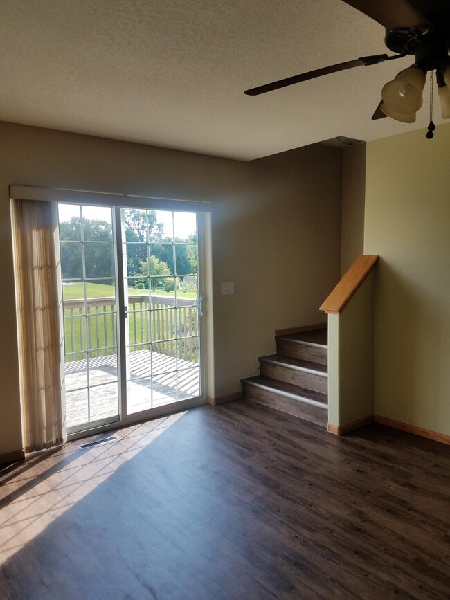 Building Photo - 4902 Algonquin Dr