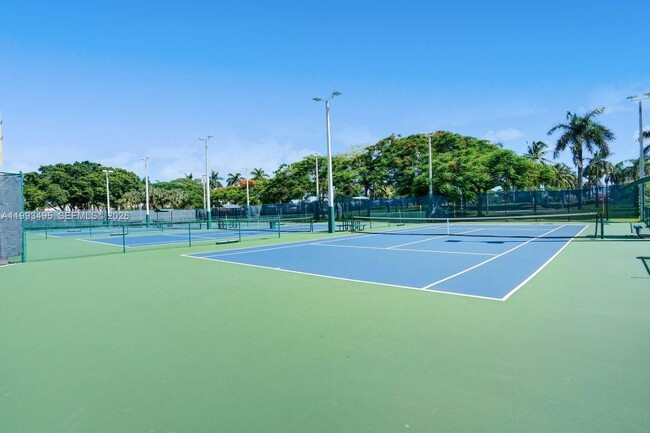 Building Photo - 10750 NW 66th St