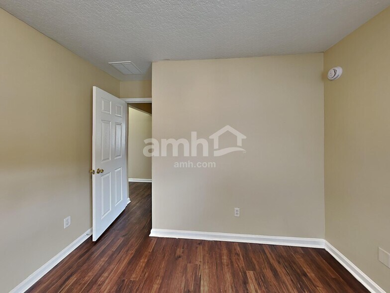 Building Photo - 254 John's Creek Pkwy