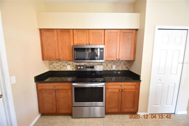 Building Photo - 10818 Capstan Lake Dr