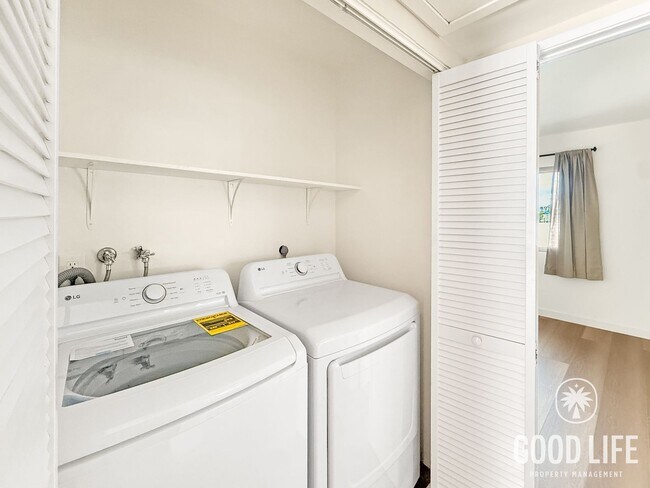 Building Photo - Spacious 2BR / 2BA El Cajon Home with In-Unit Laundry & Parking Included!