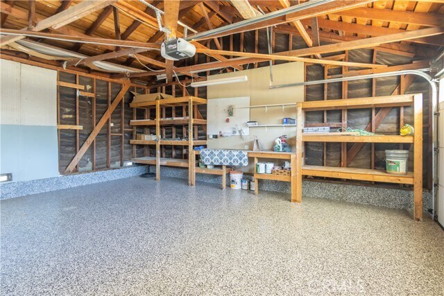 Building Photo - 11543 Swinton Ave