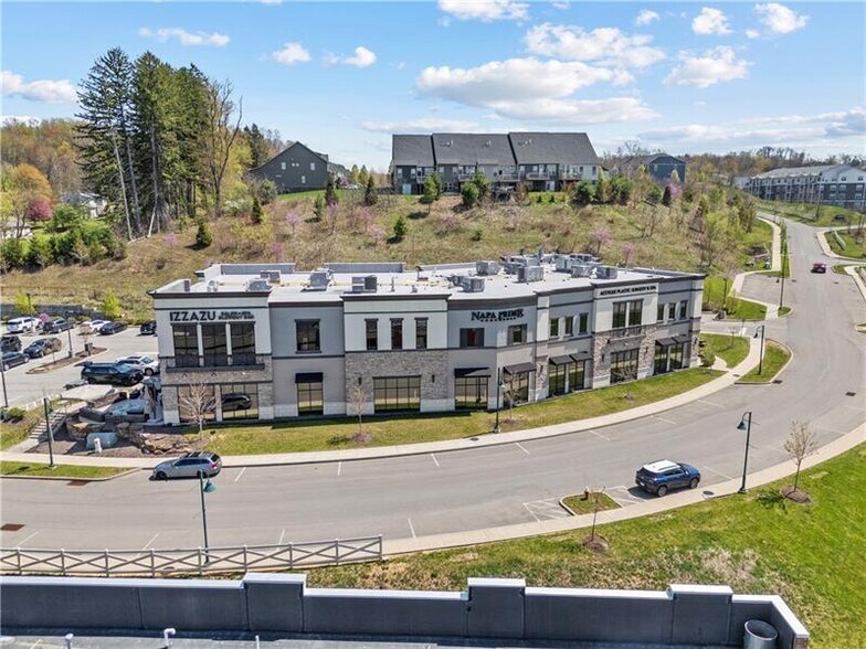 Building Photo - 410 Fairmont Dr