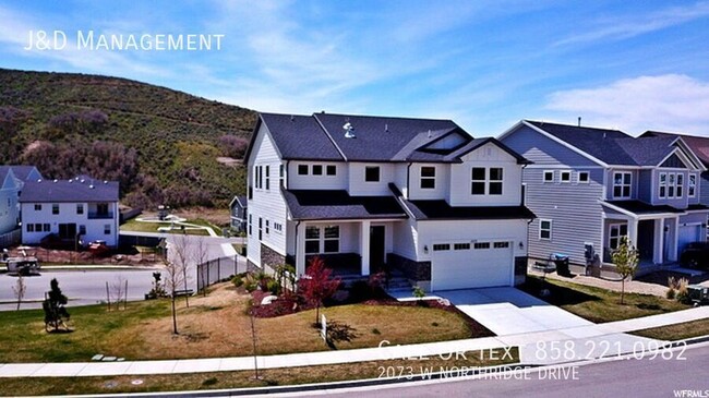 Building Photo - Stunning Home in Lehi