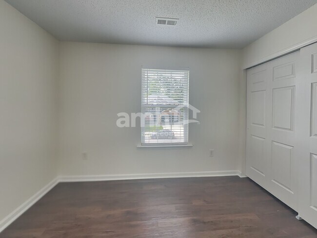 Building Photo - 439 Annaberg Ln