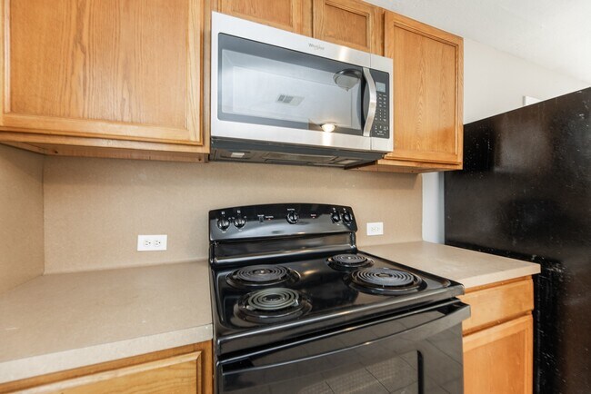 Building Photo - 1006 Vernage Rd