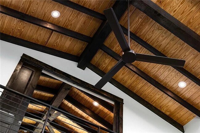 Building Photo - 19213 Lost Tree Blvd