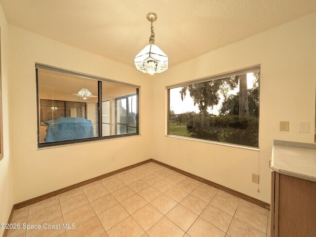 Building Photo - 3686 Muirfield Dr