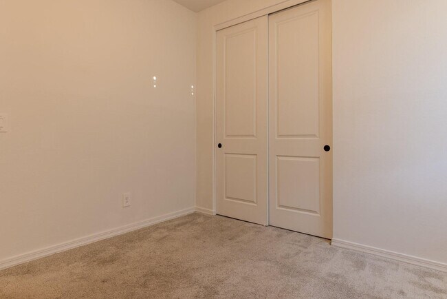 Building Photo - 11248 E Unger Ave