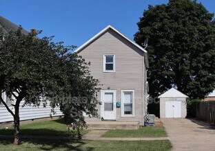 Building Photo - 307 Washington St