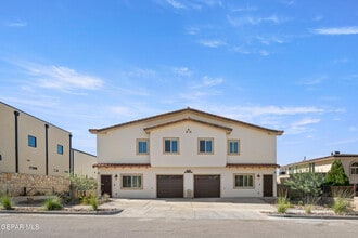 Building Photo - 6305 Palo Verde Pl