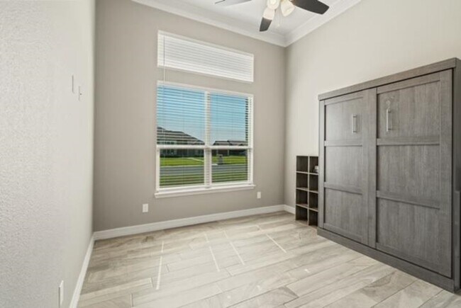 Building Photo - 406 Mountain View Dr